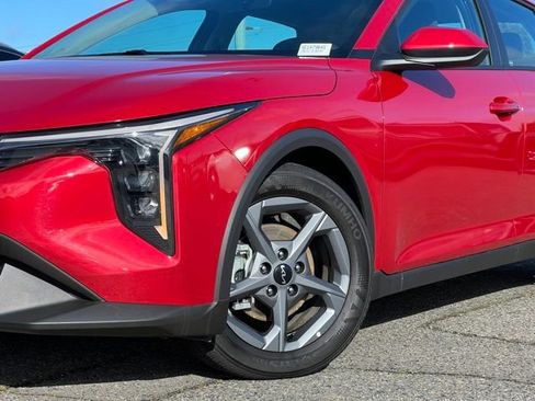 Certified 2025 Kia K4 FWD image 2