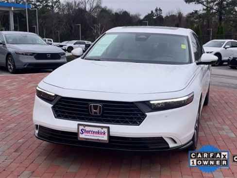 Certified 2024 Honda Accord EX-L image 6