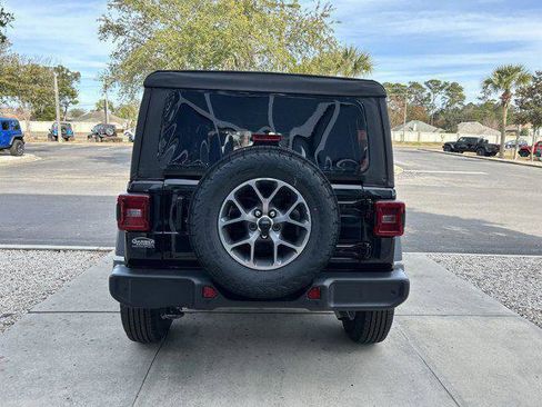 New 2025 Jeep Wrangler Sport S image 10