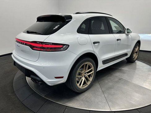 New 2025 Porsche Macan AWD/4WD image 7