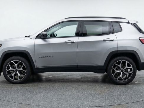 Used 2025 Jeep Compass Limited AWD/4WD image 5