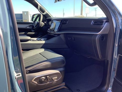 New 2026 Jeep Grand Wagoneer L Limited image 42