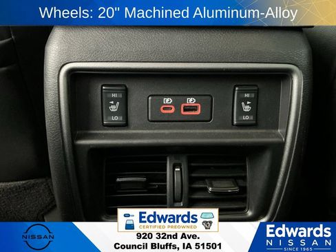 Used 2024 Nissan Murano SL AWD/4WD image 18