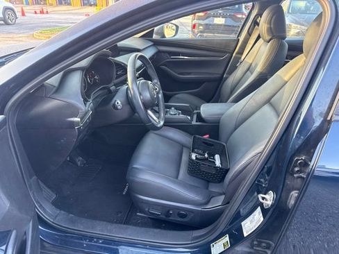 Used 2021 MAZDA MAZDA3 s FWD image 6