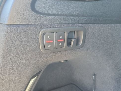 Used 2025 Audi Q7 3.0T Premium Plus AWD/4WD image 8