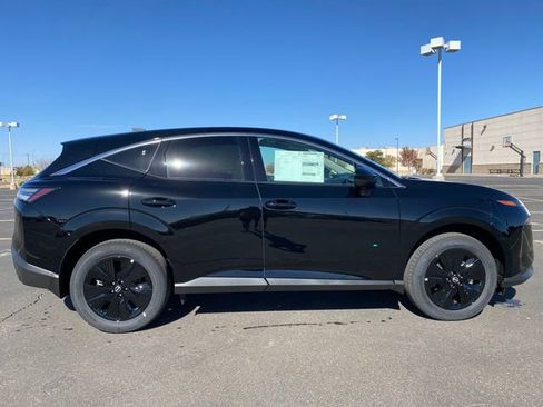New 2026 Nissan Murano SV image 7