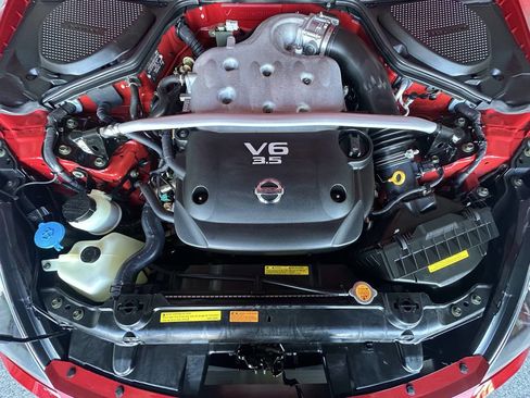 Used 2005 Nissan 350Z Touring image 36