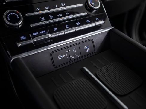 Used 2024 Hyundai Santa Fe SE image 42