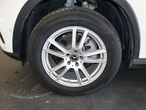 Used 2023 Mercedes-Benz GLC 300 4MATIC image 41