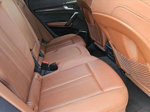 Used 2021 Audi Q5 Prestige w/ Prestige Package AWD/4WD image 21