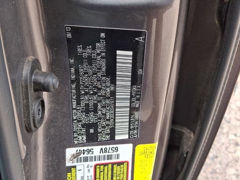 Used 2013 Toyota Sienna XLE FWD image 31