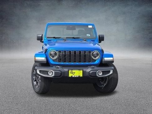 New 2026 Jeep Gladiator Sport AWD/4WD image 4