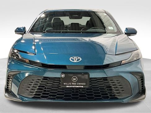 Used 2025 Toyota Camry SE w/ Multimedia Upgrade Package FWD image 3