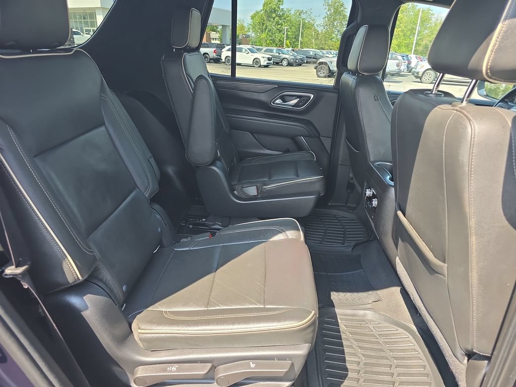 Used 2021 GMC Yukon SLT AWD/4WD image 18