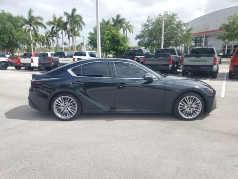 Used 2025 Lexus IS 300 w/ Premium Package RWD image 11