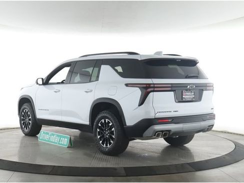 Used 2026 Chevrolet Traverse Z71 AWD/4WD image 8