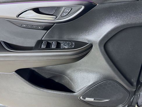 Used 2025 Buick Envision Sport Touring AWD/4WD image 16