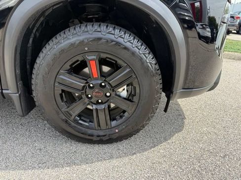 Certified 2026 Nissan Rogue SV AWD/4WD image 23