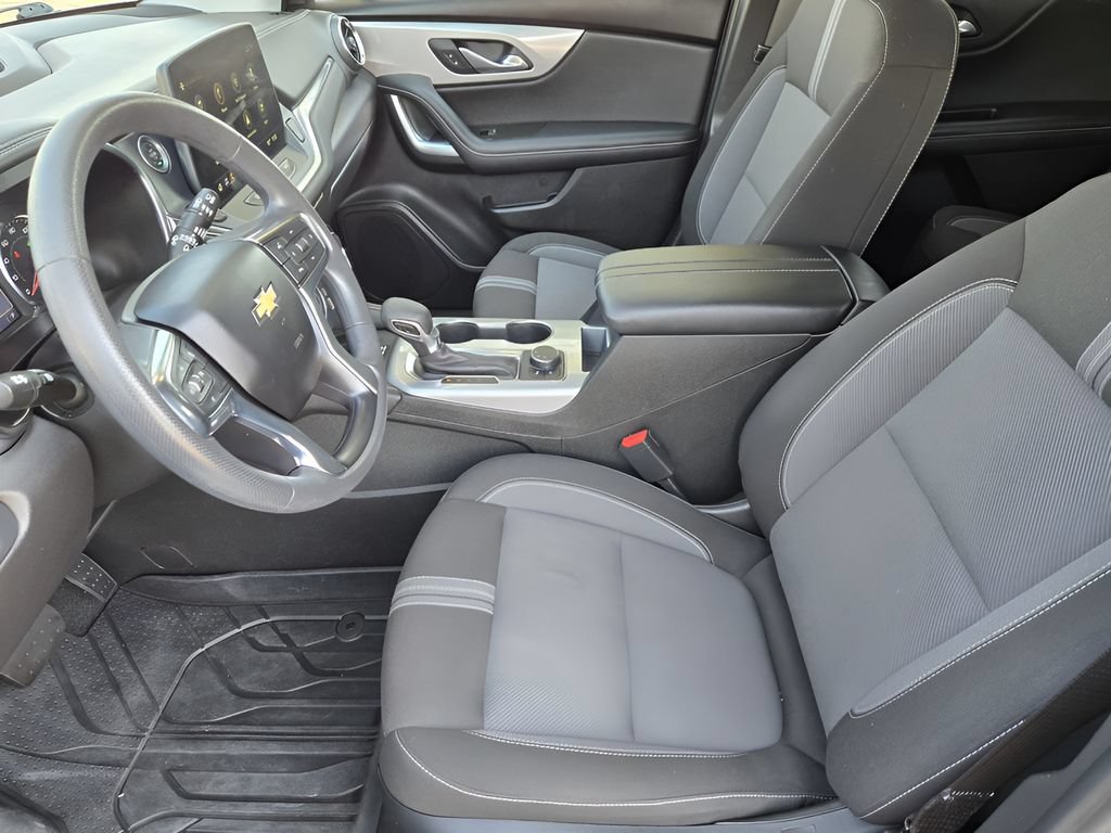 Used 2024 Chevrolet Blazer LT w/ Convenience Package FWD image 12