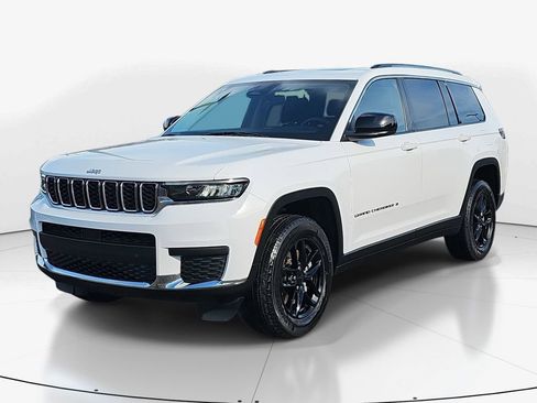 Used 2023 Jeep Grand Cherokee L Laredo image 10