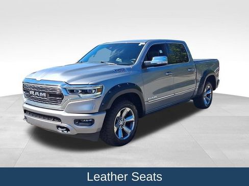 Used 2022 RAM 1500 Limited w/ Body Color Bumper Group AWD/4WD image 4