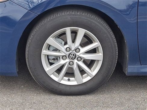 Used 2025 Toyota Camry LE image 8