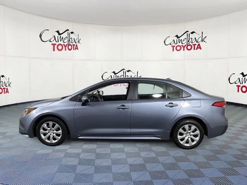 Used 2024 Toyota Corolla LE image 5