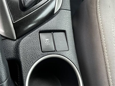 Used 2016 Toyota Corolla LE image 27