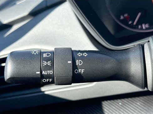 Used 2024 Subaru Crosstrek 2.5i Limited w/ Popular Package #4A image 15