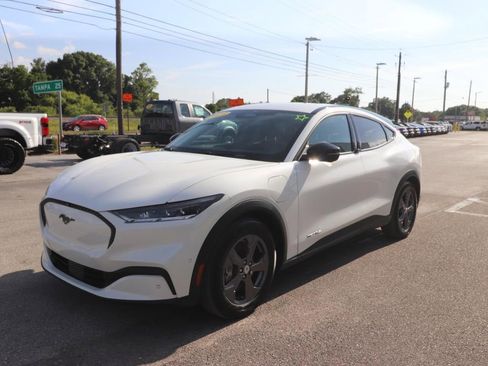 Used 2023 Ford Mustang Mach-E Select AWD/4WD image 5