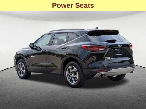 Used 2023 Chevrolet Blazer LT w/ Convenience Package AWD/4WD image 7