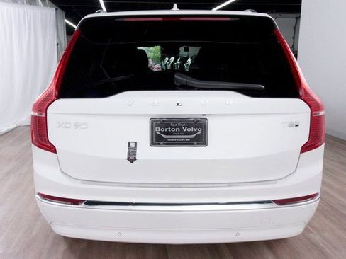 Certified 2025 Volvo XC90 T8 Plus w/ Protection Package Premier image 5