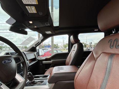 Used 2018 Ford F150 King Ranch w/ Equipment Group 601A Luxury AWD/4WD image 12