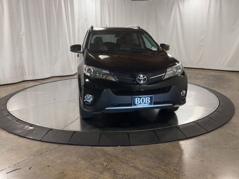 Used 2014 Toyota RAV4 XLE image 4