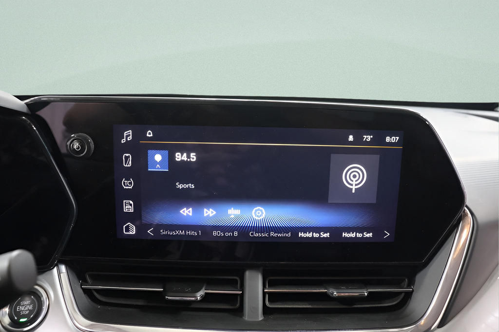 Used 2025 Chevrolet Trax LT w/ LT Convenience Package FWD image 13