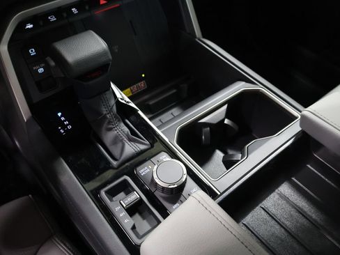 New 2026 Toyota Tundra Limited AWD/4WD image 21
