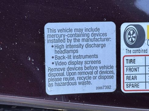 Used 2017 GMC Acadia Denali w/ Technology Package image 21