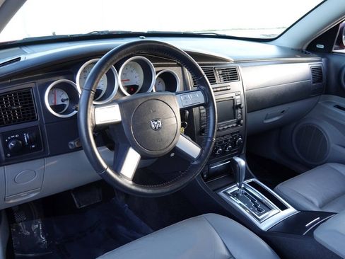 Used 2006 Dodge Magnum R/T w/ Convenience Group II RWD image 54