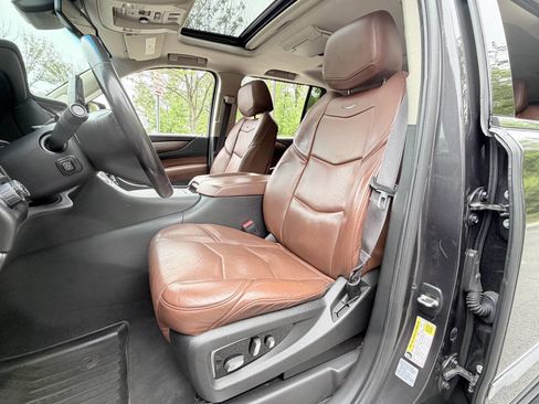 Used 2015 Cadillac Escalade ESV Premium AWD/4WD image 15