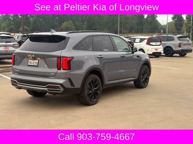 Used 2023 Kia Sorento SX AWD/4WD image 5