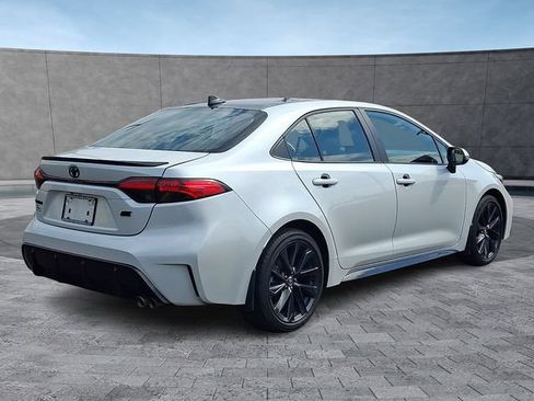 Used 2023 Toyota Corolla SE w/ SE Premium Package FWD image 2