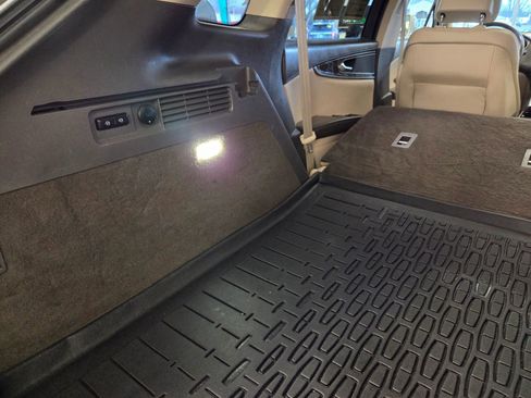 Used 2017 Lincoln MKX Reserve w/ Driver Assistance Package image 52