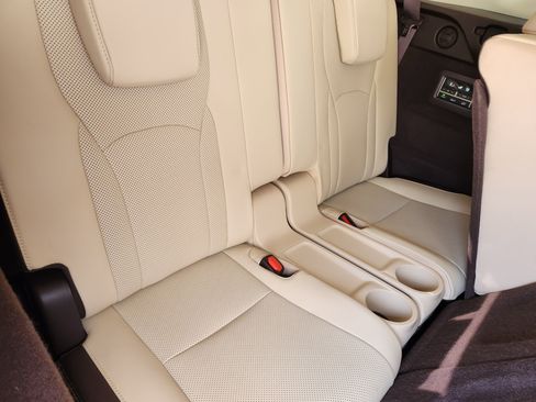 Used 2019 Lexus RX 350L FWD image 39