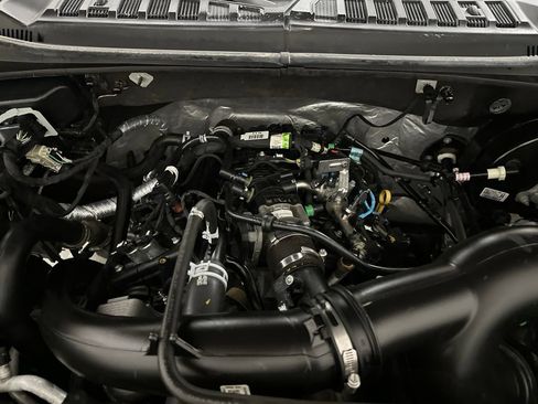 Used 2020 Ford F150 Lariat RWD image 7