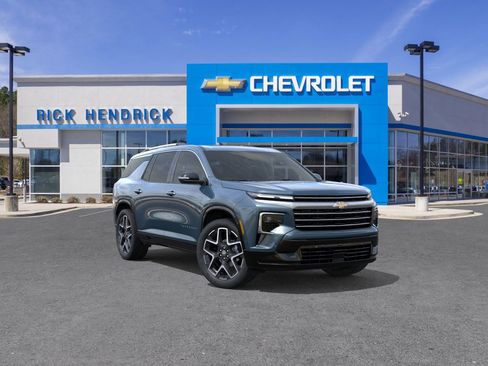 New 2026 Chevrolet Traverse High Country image 2