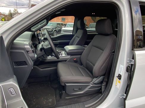 Used 2025 Ford F150 XLT w/ Equipment Group 301A Standard image 18