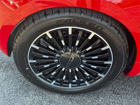 Used 2024 FIAT 500 e (RED) image 9