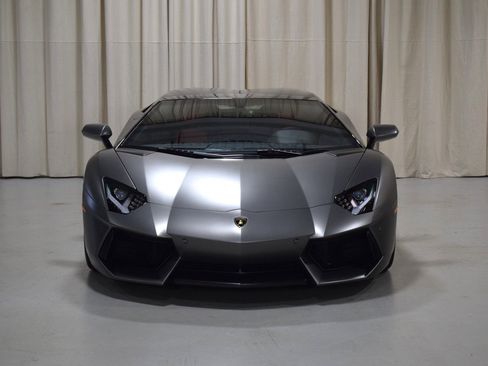 Used 2016 Lamborghini Aventador LP 700-4 AWD/4WD image 8