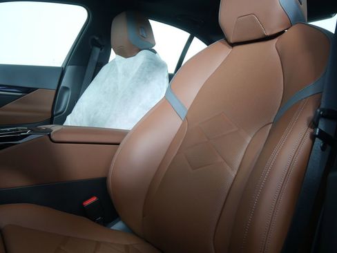 New 2026 BMW i5 eDrive40 w/ M Sport Package image 10