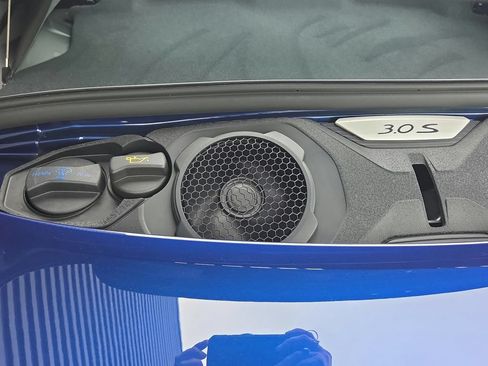 Certified 2022 Porsche 911 Carrera 4S AWD/4WD image 31